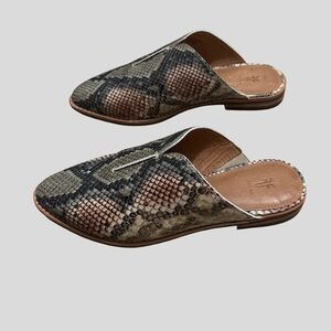 Frye Mule 5.5